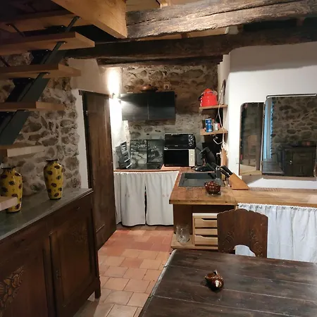 Appartement Aile De La Maison De Chouliou