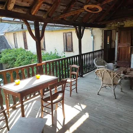 Lägenhet Aile De La Maison De Chouliou