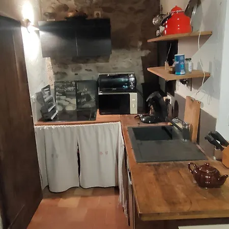 Aile De La Maison De Chouliou *