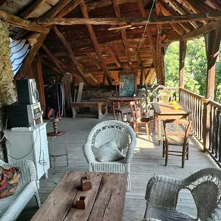 Appartement Aile De La Maison De Chouliou Balagueres