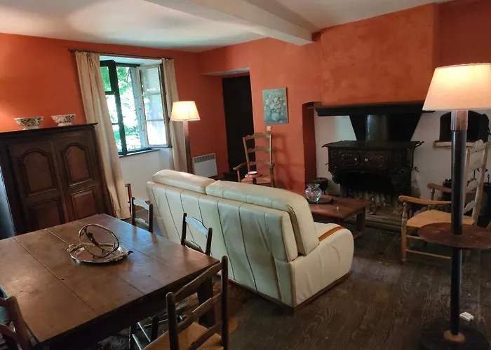 Appartement Aile De La Maison De Chouliou *